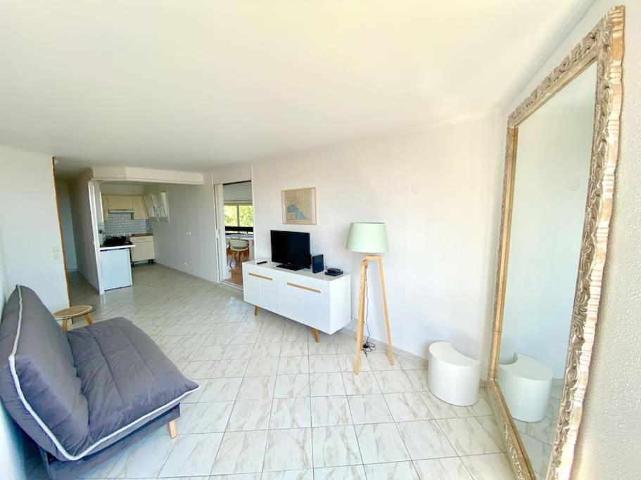 Appartement Spacieux 65M2, Avec Piscine Et Parking Fréjus 외부 사진